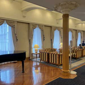 ソファもあり落ち着いた空間|645374さんのTHE SAIHOKUKAN HOTEL(犀北館)の写真(2541998)