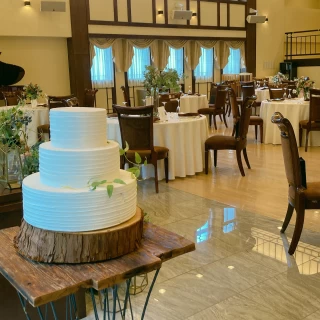 エルベの会場とケーキ