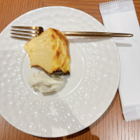 運営会社の手掛けているバスクチーズケーキ