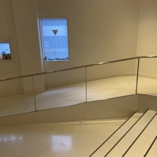 挙式会場入り口のスロープ