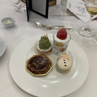 デザートビュッフェ