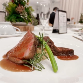 お肉