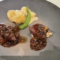 お肉料理