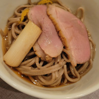 メイン料理の後にお蕎麦が出てきました！美味しかったです！