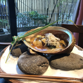 茄子とアワビ餡かけを頂きました。