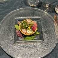 ヴォヤージュ ドゥ ルミエール京都七条迎賓館（登録有形文化財）の料理の写真（1枚目）