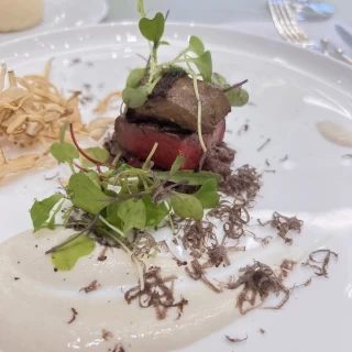 牛フィレ肉とフォアグラ