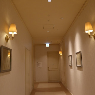 披露宴会場から出口まで