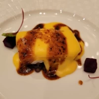 真鯛のブレゼ　なめらかなポテトのソース　トリュフ風味