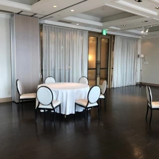 披露宴会場出入り口