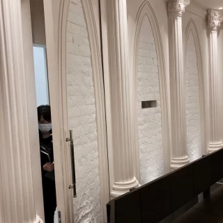 チャペルの柱