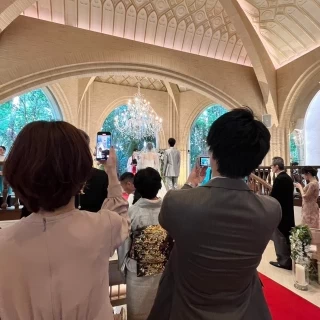 チャペル遠方から