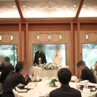 披露宴