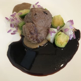 メイン