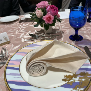 披露宴会場 テーブル|647789さんのホテルニューオータニ鳥取の写真(1697088)