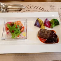 試食　お肉