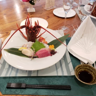 伊勢海老の刺身