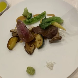 年齢問わず食べやすいお肉料理でした！
