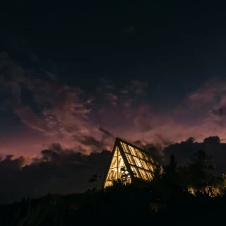 夜のチャペル
