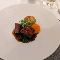 コース料理内のお肉料理