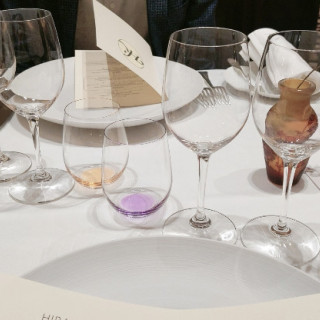 ドリンクの種類が豊富な為、グラスも沢山用意されてありました。