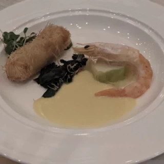海老料理が特に美味しかったです。