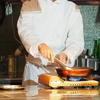 新郎によるフランベ