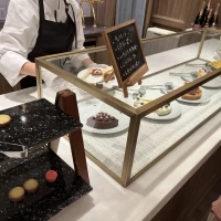 デザートビュッフェ