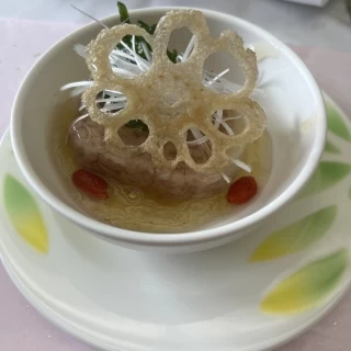 レンコンが綺麗に飾られていて、見た目も可愛いです！