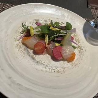 昆布締め、こちらの野菜がとても美味しい