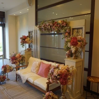 パーティー会場　新郎新婦ソファー席