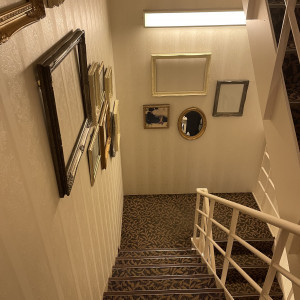 階段です。|650413さんのセント・ラファエロチャペル御堂筋の写真(1718737)