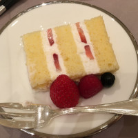 ウェディングケーキは程よい甘さでした