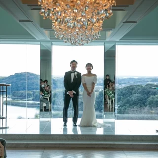 ペールブルーのチャペル