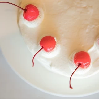 レトロなウェディングケーキ