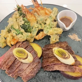 メインのステーキと天使のエビは物凄く美味しかったです