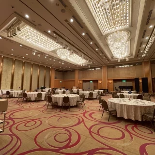広い披露宴会場