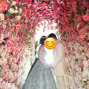 バラのトンネル風の写真スタジオです。|652064さんの小さな結婚式 神戸西宮店（サンパレス六甲）の写真(1729728)