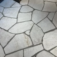こちらにもハートの石があります。