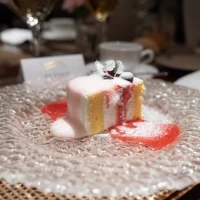 ウェディングケーキ