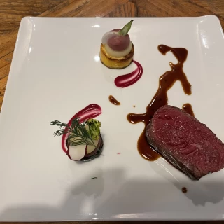 お肉料理