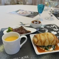 試食会の料理は出来立てで美味しかったです。