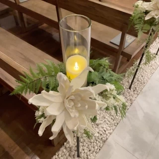 チャペルのお花が綺麗です