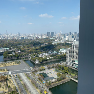 東京の景色が披露宴会場からみえます|652905さんのサンス・エ・サヴール(ひらまつウエディング)の写真(1757192)