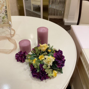 新郎新婦席のサイドのテーブルの装花|652905さんのオリエンタルホテル東京ベイの写真(2414534)