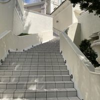 ガーデンへの通路