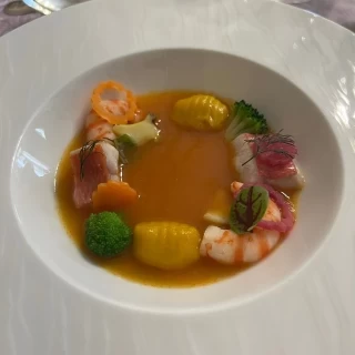 お魚料理です。