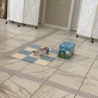 披露宴会場端にあったキッズ遊びスペースです。