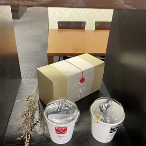 結婚式打ち合わせ部屋の棚に置かれた引出物の一部です。|653203さんのmitte(ミッテ)の写真(1752673)