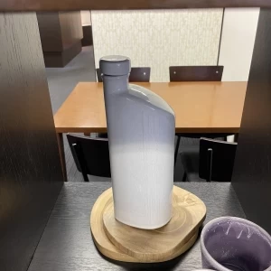 結婚式打ち合わせ部屋の棚に置かれた引出物の一部です。|653203さんのmitte(ミッテ)の写真(1752717)